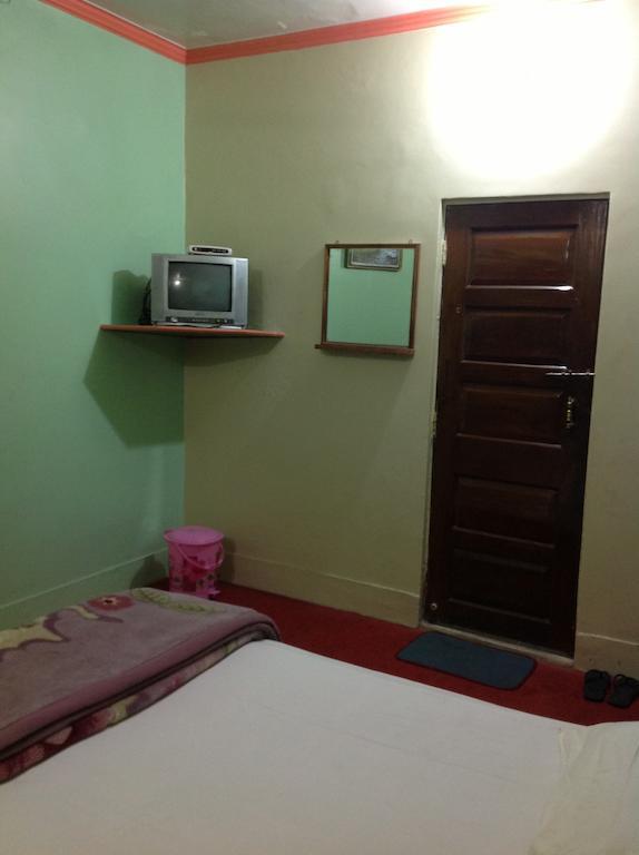 Hotel Sandeep Varanasi Exterior photo