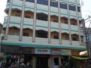 Hotel Sandeep Varanasi Exterior photo